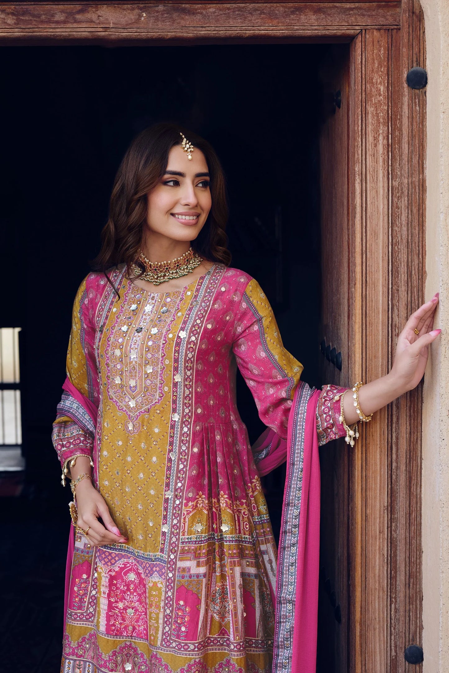 Rani Saaz-Sharara Set