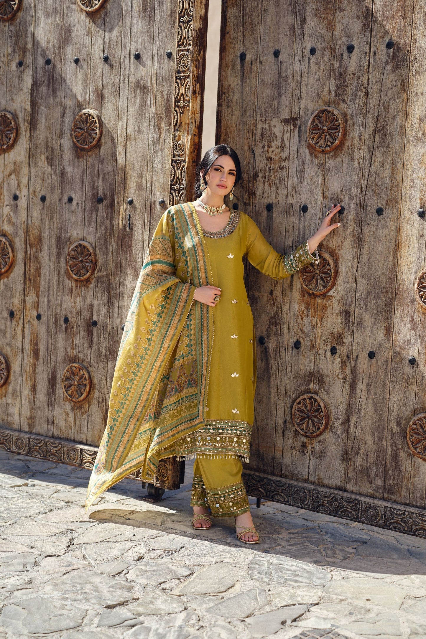 Nayab-Suit Set
