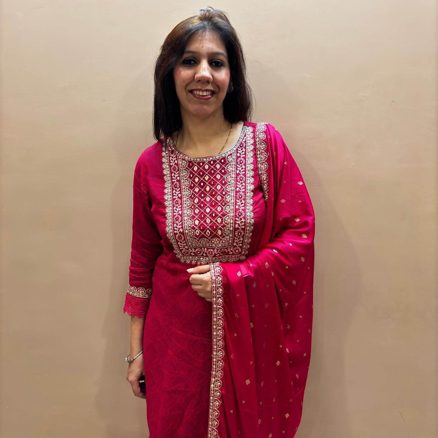 Advika Dori Pakistani Suit