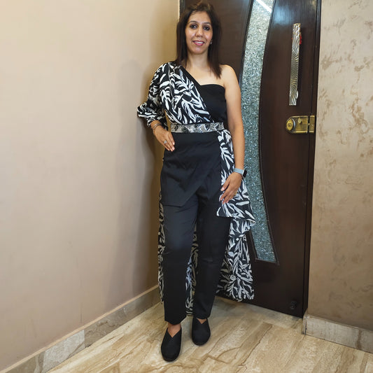 Wild Elegance in Black and White