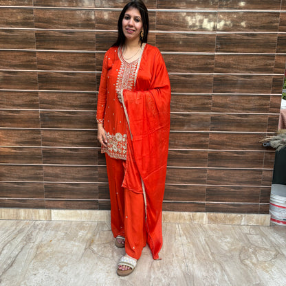 Kesari Glow Festive Set