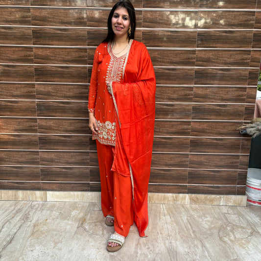 Kesari Glow Festive Set